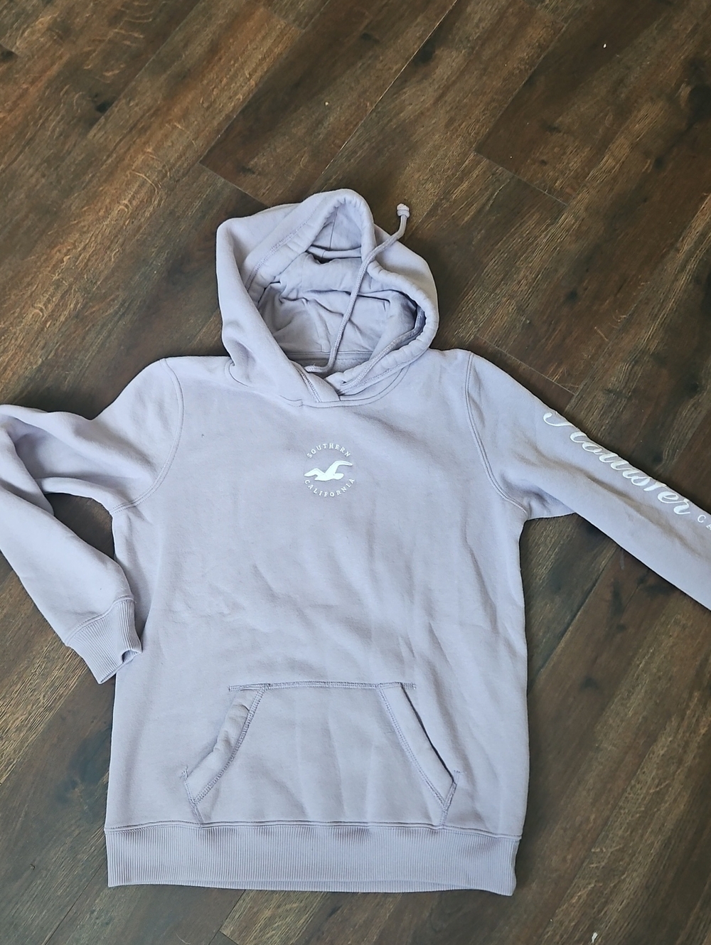 NWOT dusty Purple Hollister hoodie Medium